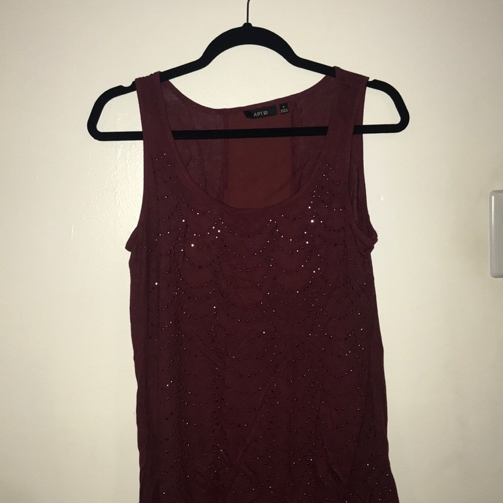 Cute tank top with sequence